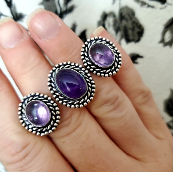 ***Sale*** New Amethyst Adjustable 925 Silver Knuckle Ring. - Picture 4 of 8
